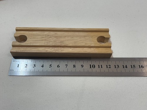 11cm wooden train - 11cm,